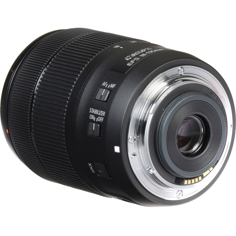 CANON EOS 90D DSLR WITH 18-135MM LENS